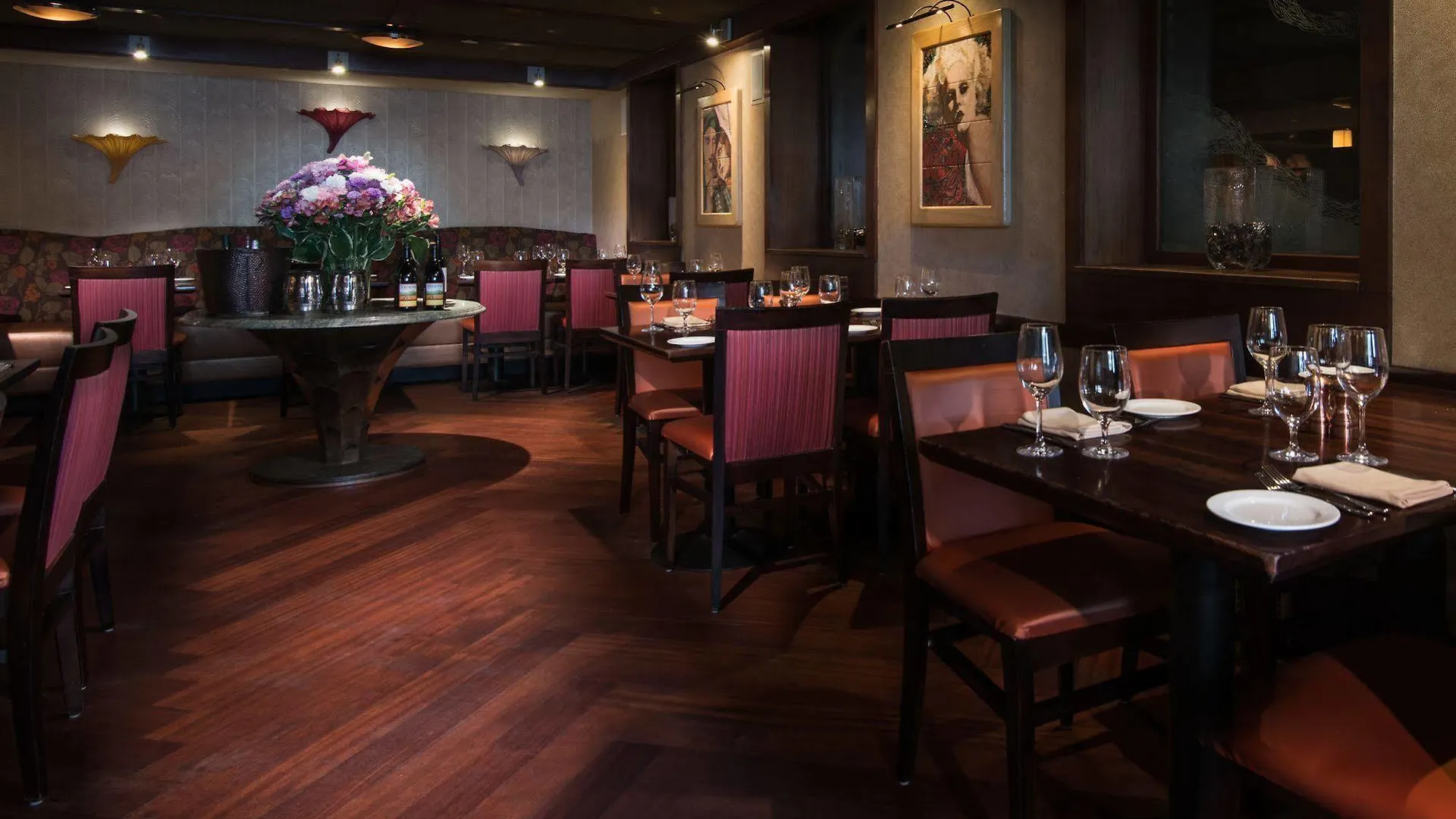 Washington Square Hotel New York 4*,